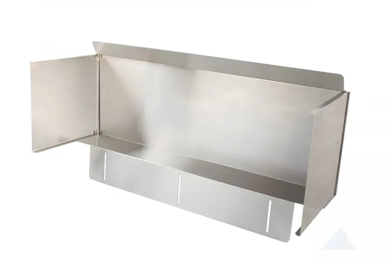 Blaze Heavy-Duty Wind Guard For 5-Burner Grills 1