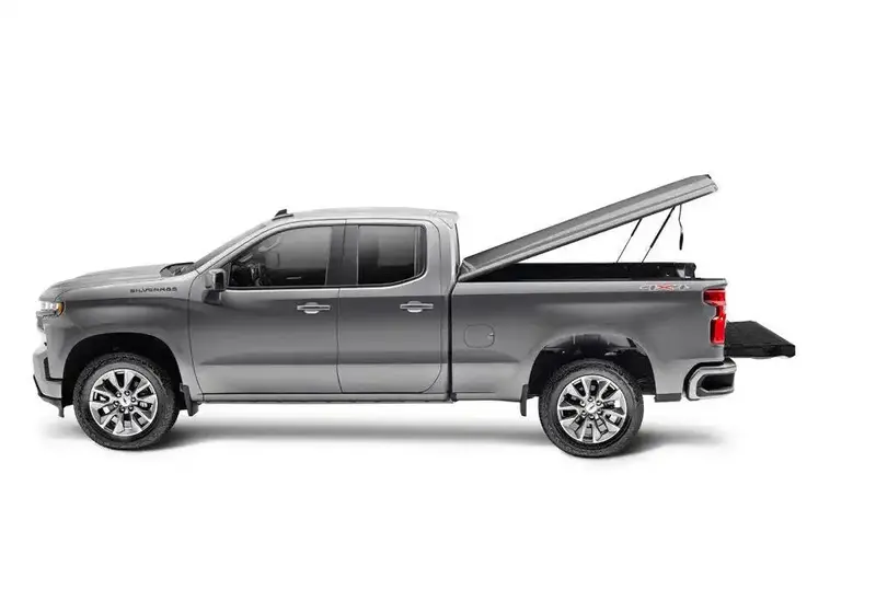Undercover Uc1228L-Gci Elite Lx Hard Tonneau Cover For 2020–2023 Chevrolet Silverado 2500Hd/3500Hd (6'10" Bed) 1